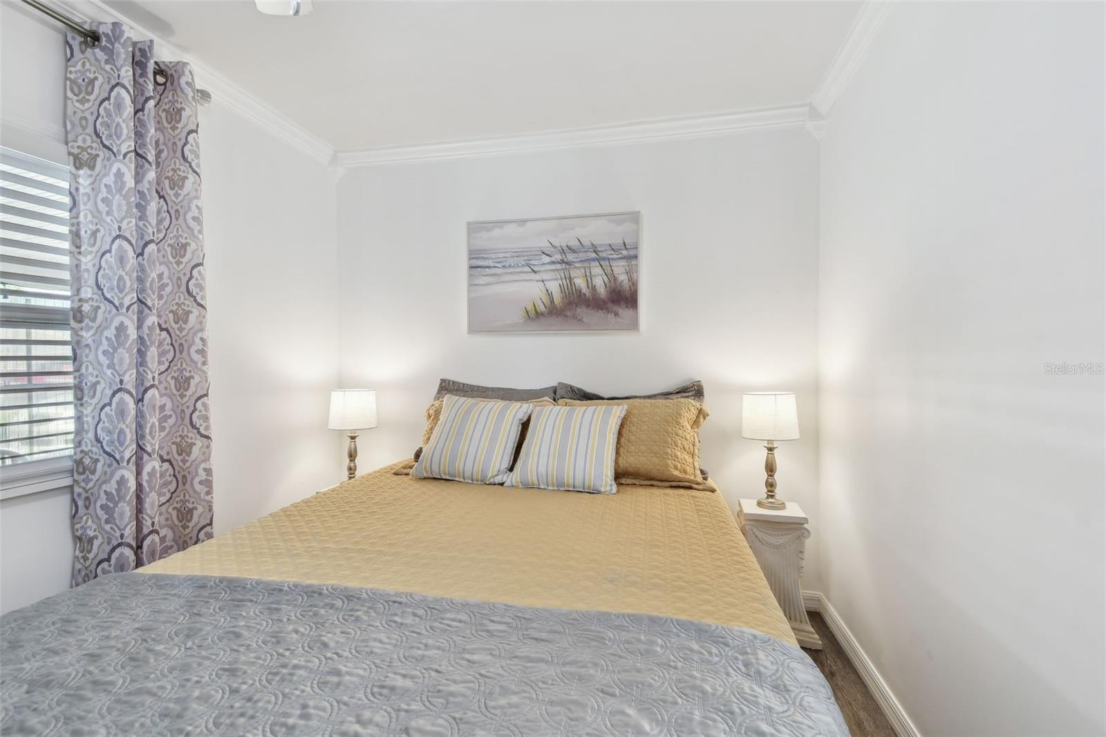 Image 29 of 82 For 12651 Seminole Boulevard 2i