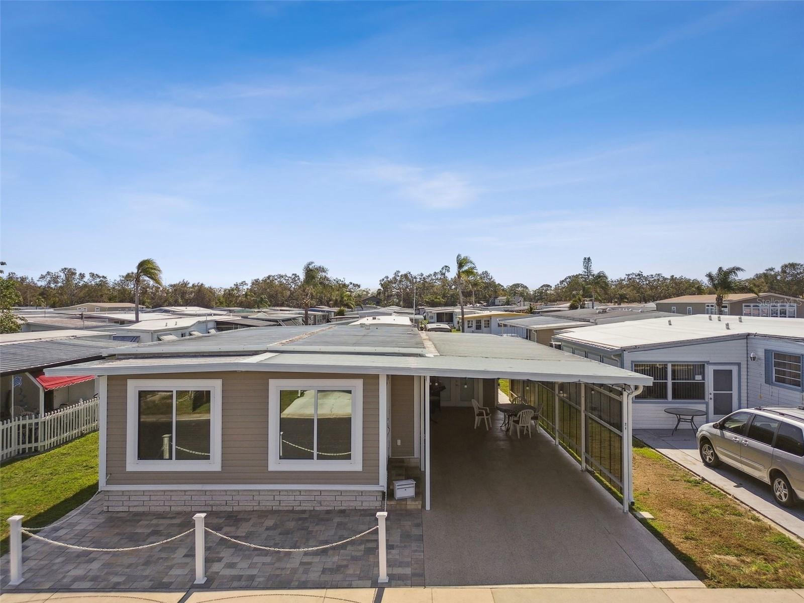 Image 55 of 82 For 12651 Seminole Boulevard 2i