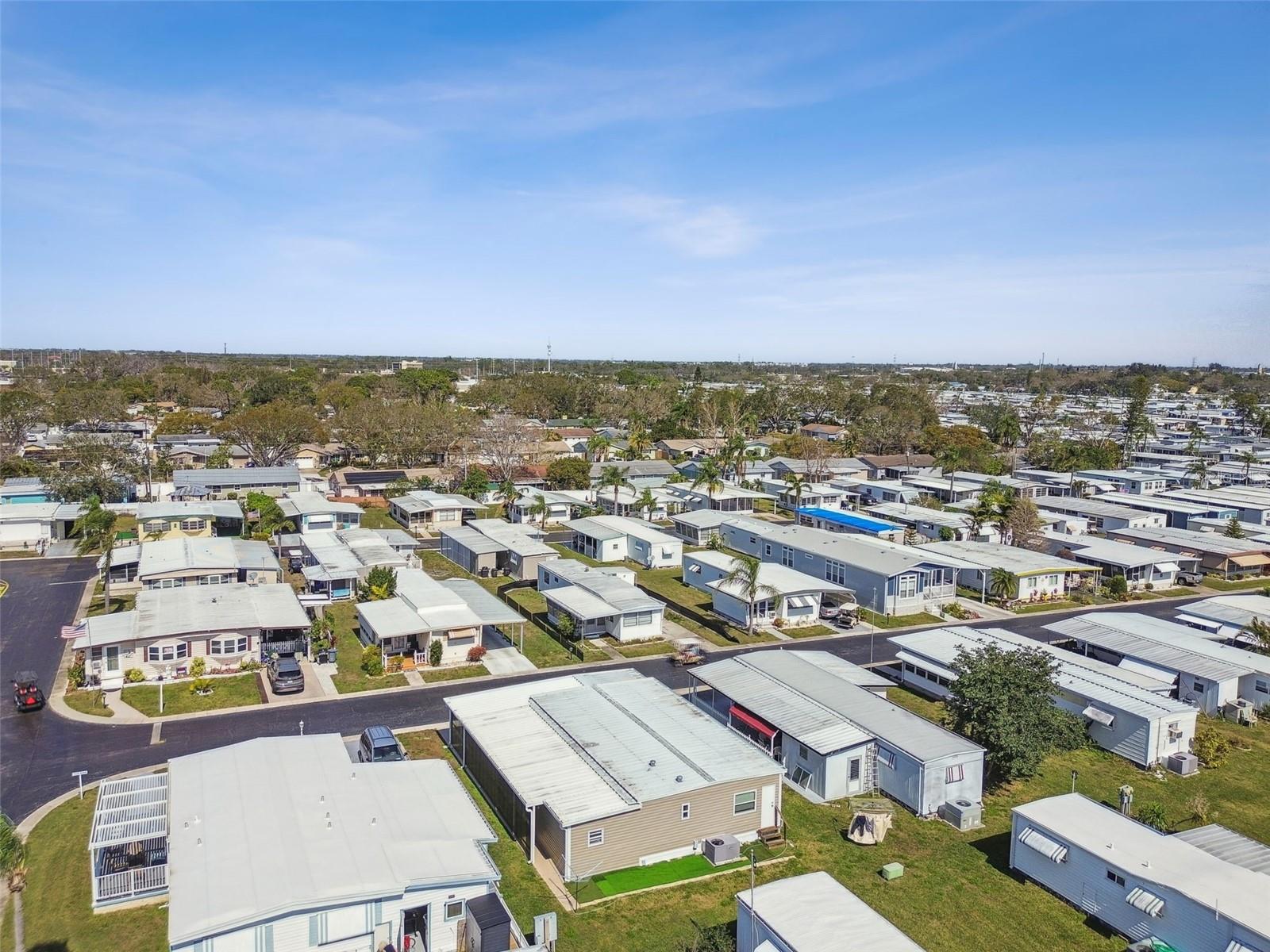 Image 81 of 82 For 12651 Seminole Boulevard 2i