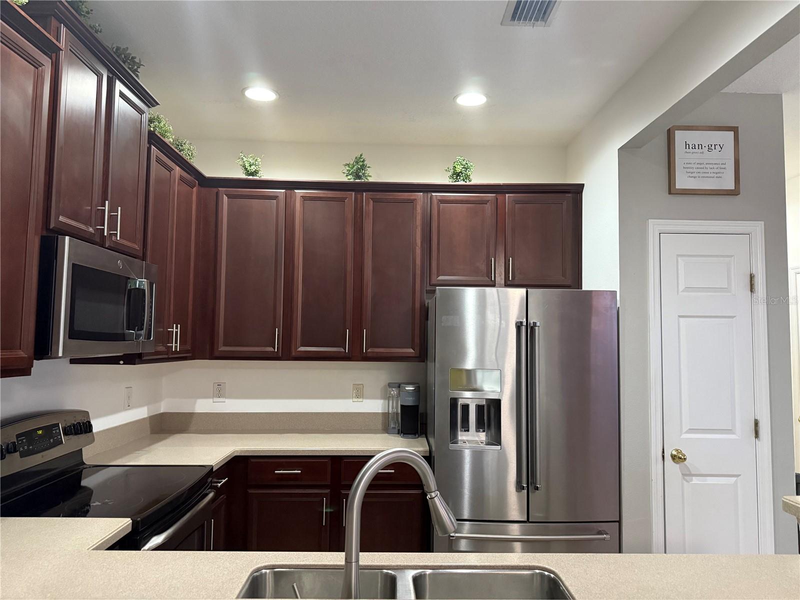 Image 7 of 27 For 2029 Strathmill Drive