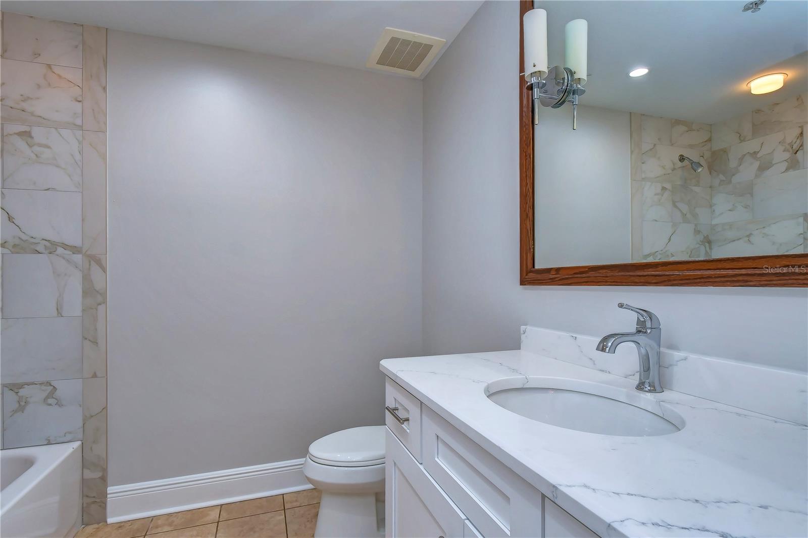 Image 13 of 40 For 1238 Kennedy Boulevard 701