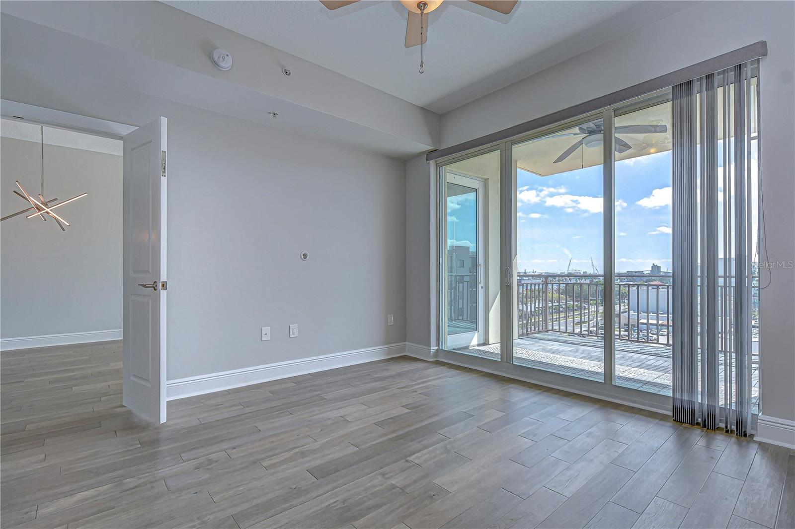Image 16 of 40 For 1238 Kennedy Boulevard 701