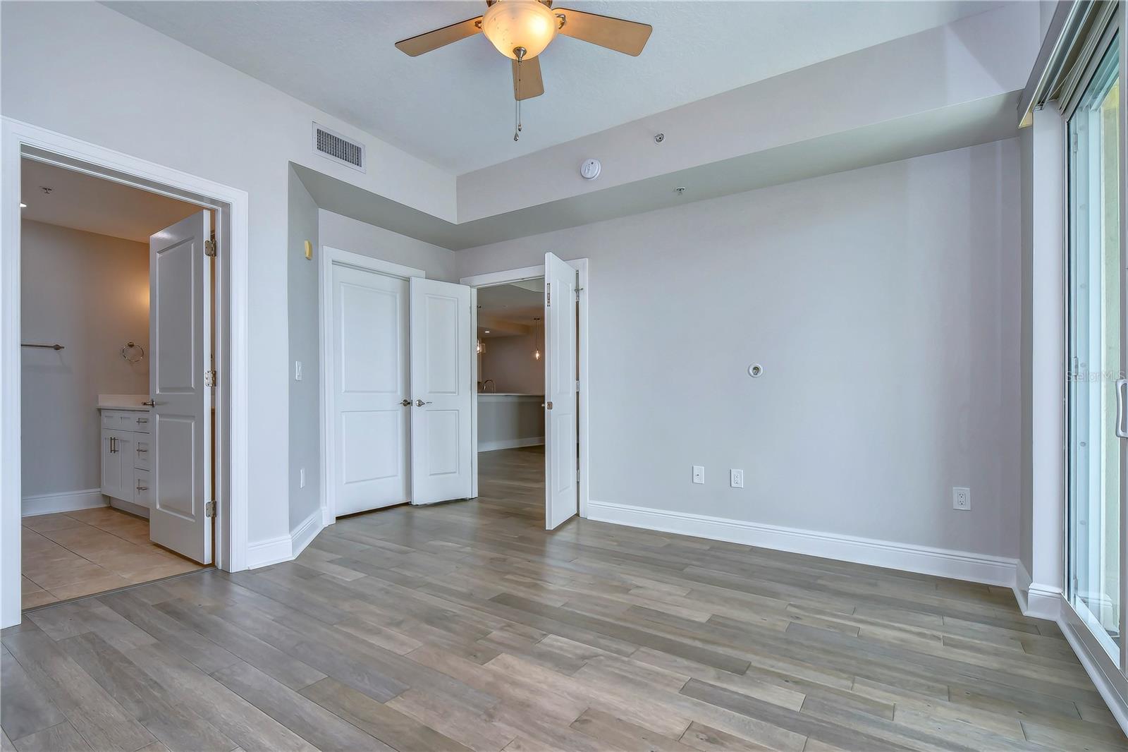 Image 18 of 40 For 1238 Kennedy Boulevard 701