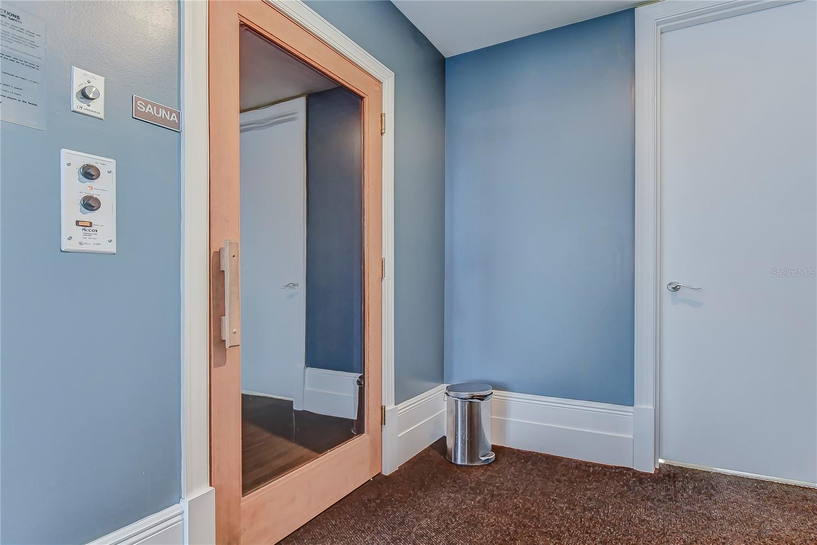 Image 34 of 40 For 1238 Kennedy Boulevard 701