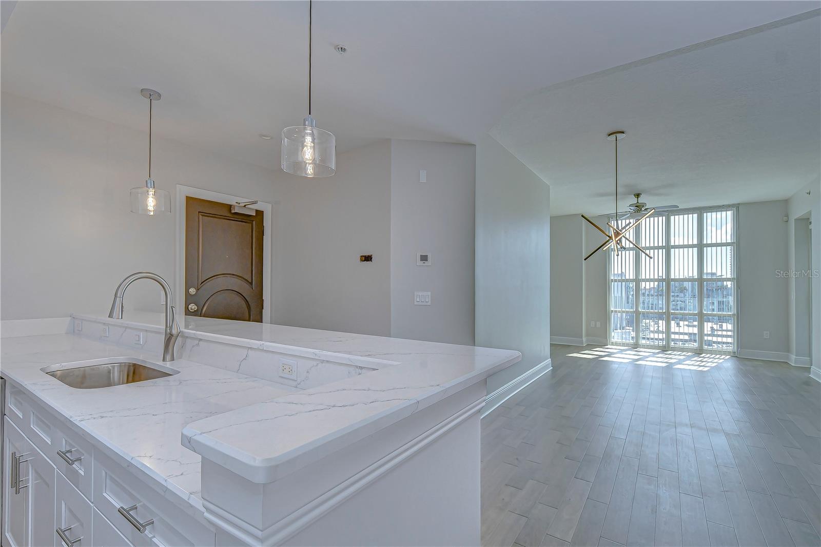 Image 8 of 40 For 1238 Kennedy Boulevard 701