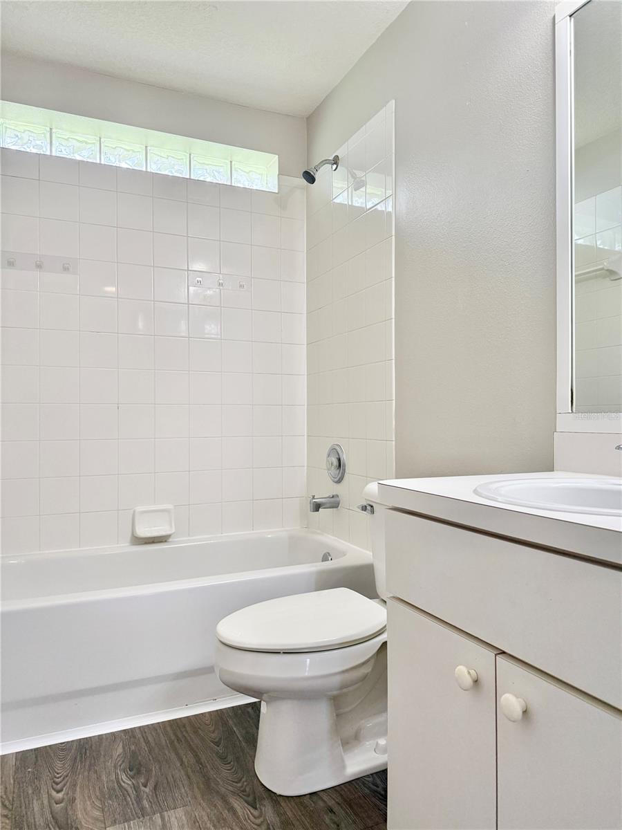 Image 14 of 17 For 28510 Seashell Court