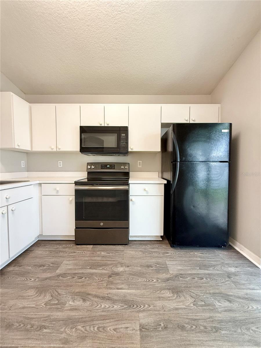 Image 4 of 17 For 28510 Seashell Court