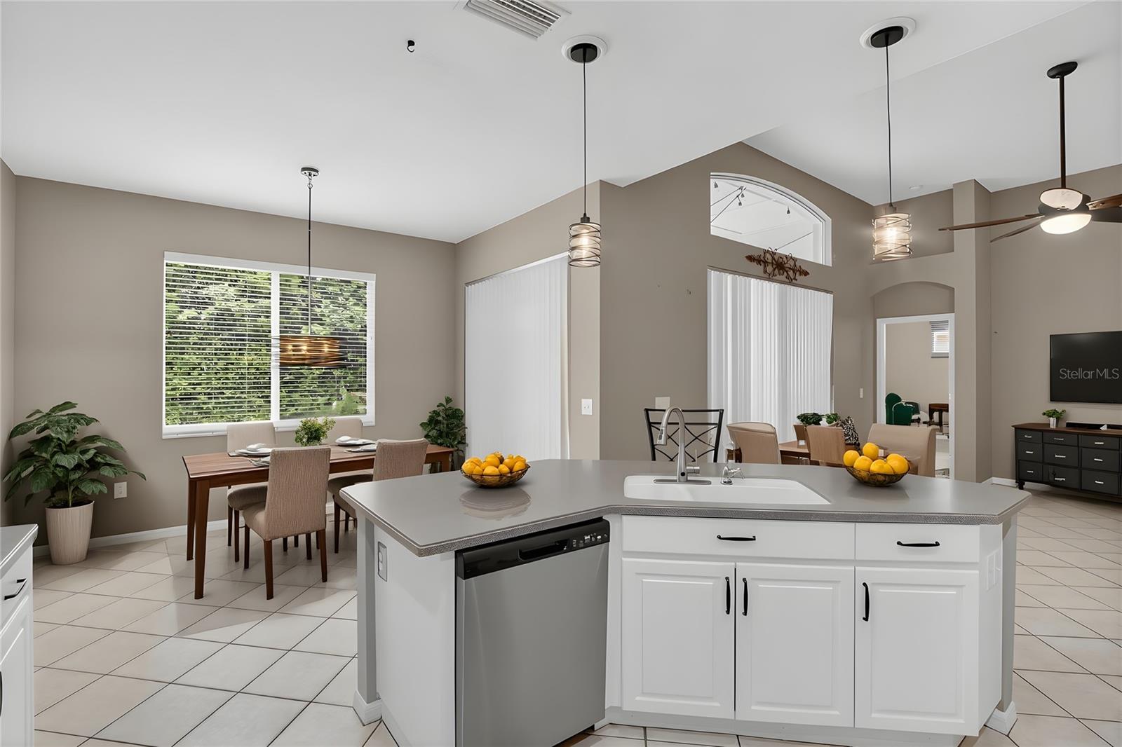 Image 17 of 55 For 15531 Martinmeadow Drive