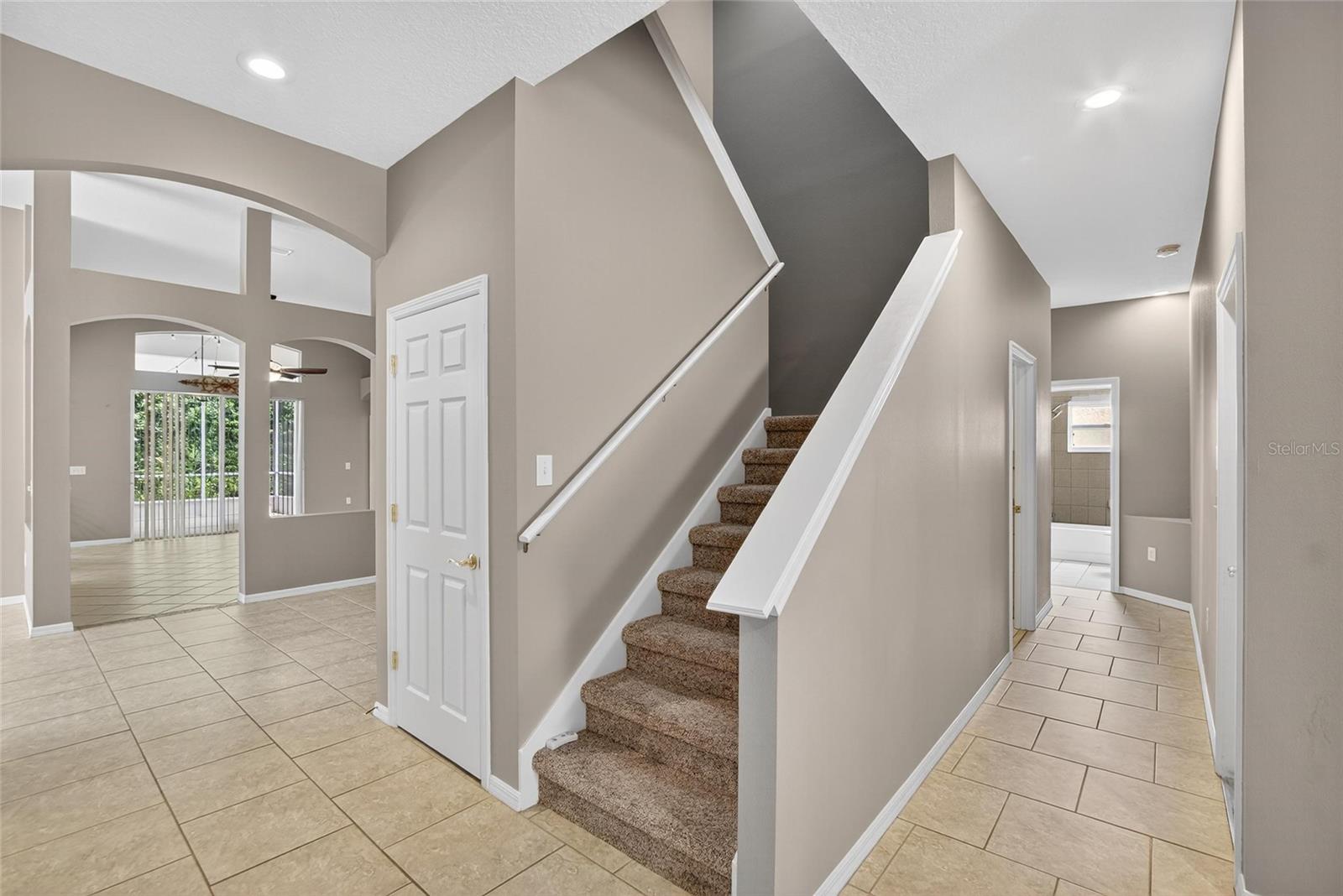 Image 6 of 55 For 15531 Martinmeadow Drive