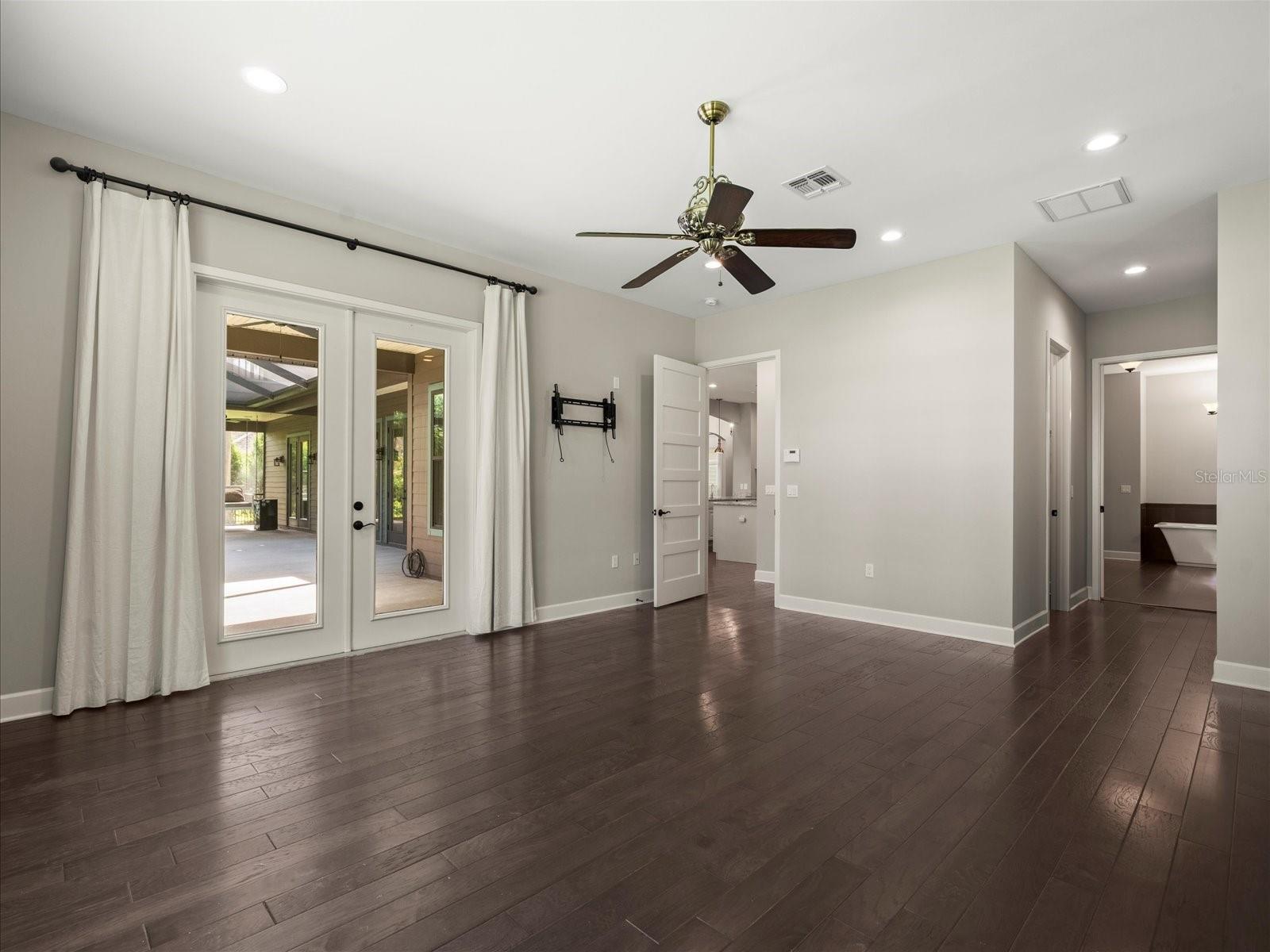 Image 41 of 93 For 16320 Rock Lake Drive