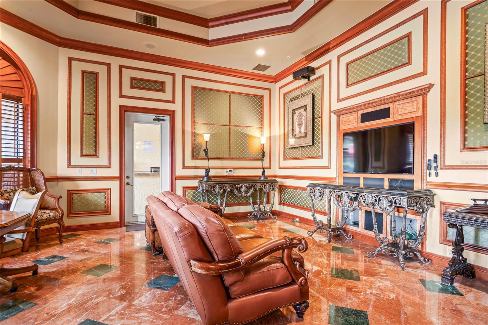 Image 75 of 90 For 2709 Via Cipriani  515a