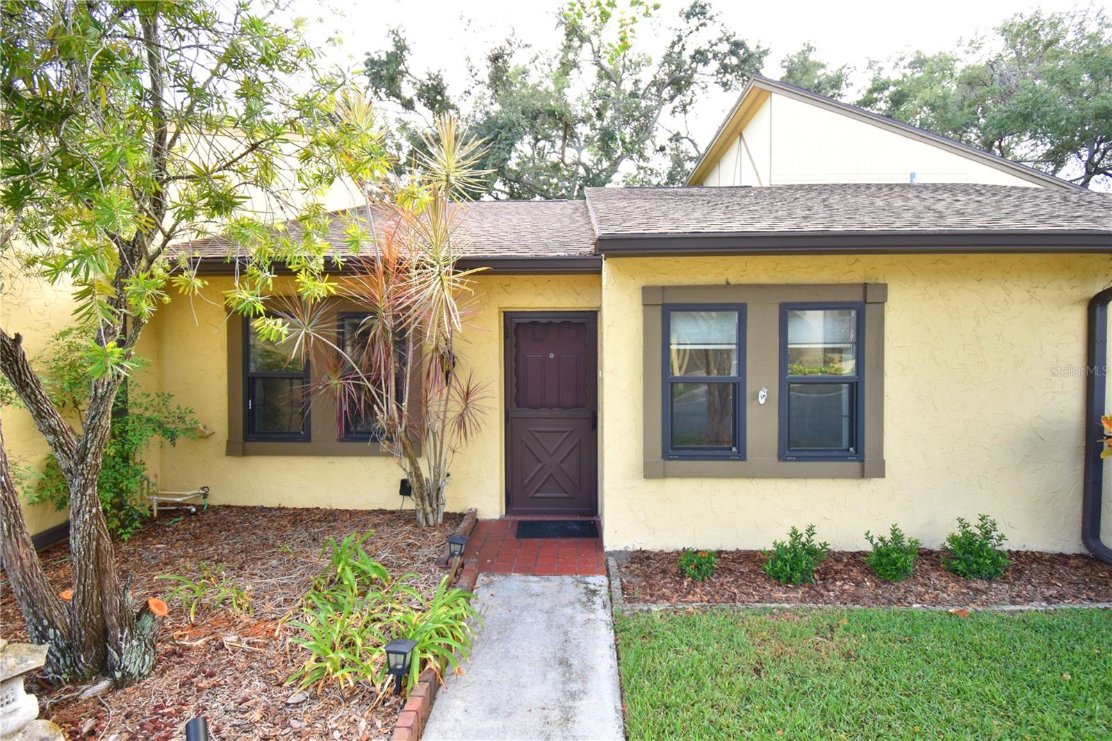 Image 3 of 25 For 2101 Sunset Point Road 1304