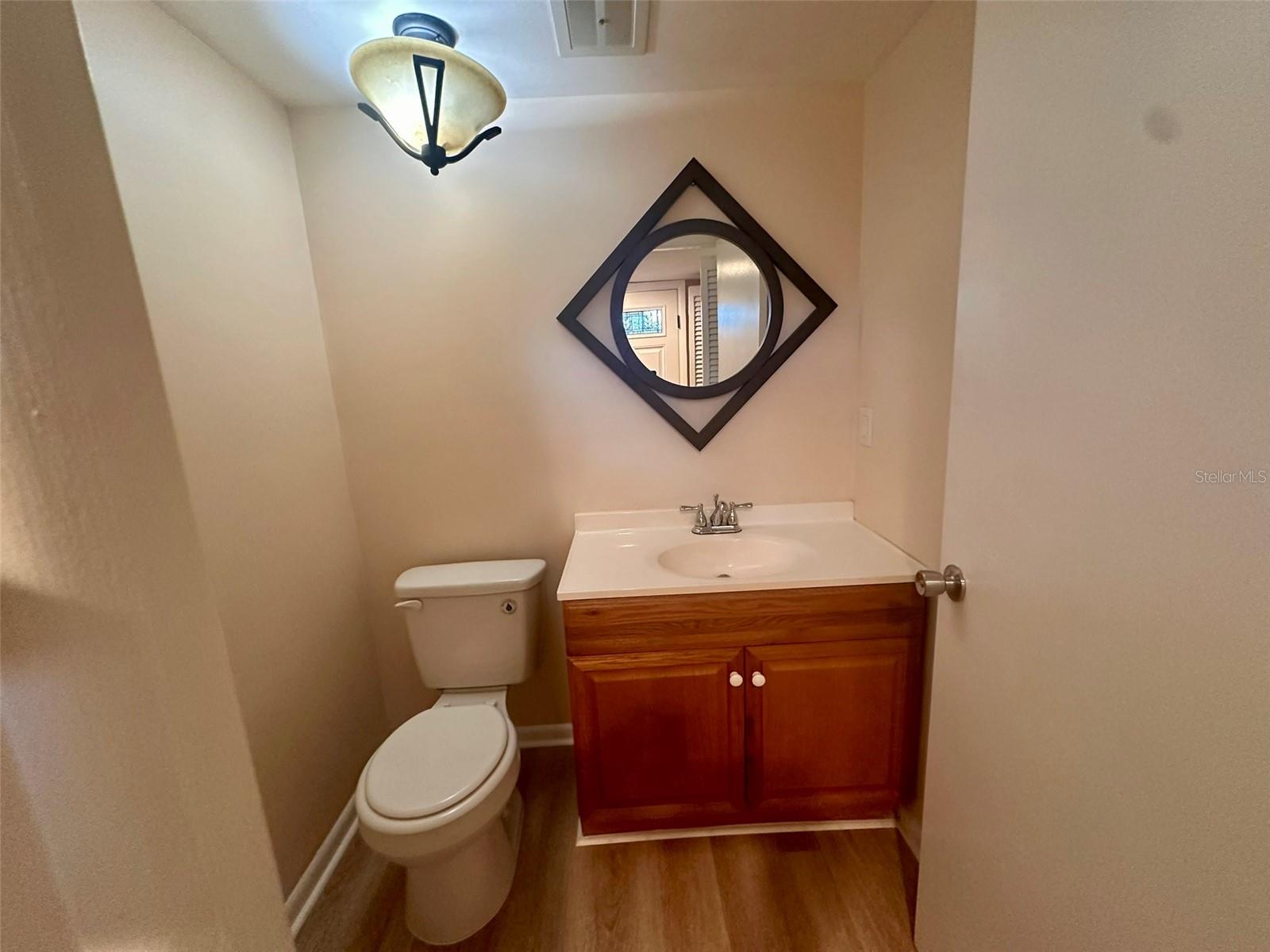 Image 13 of 47 For 10605 Carrollbrook Way