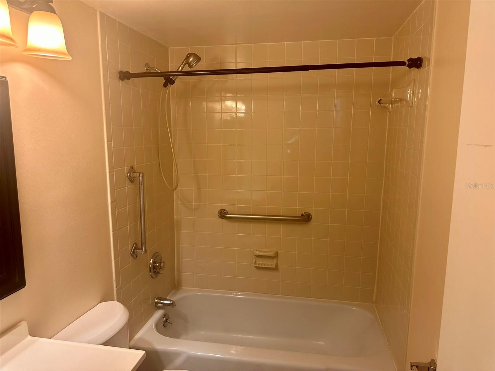 Image 20 of 47 For 10605 Carrollbrook Way