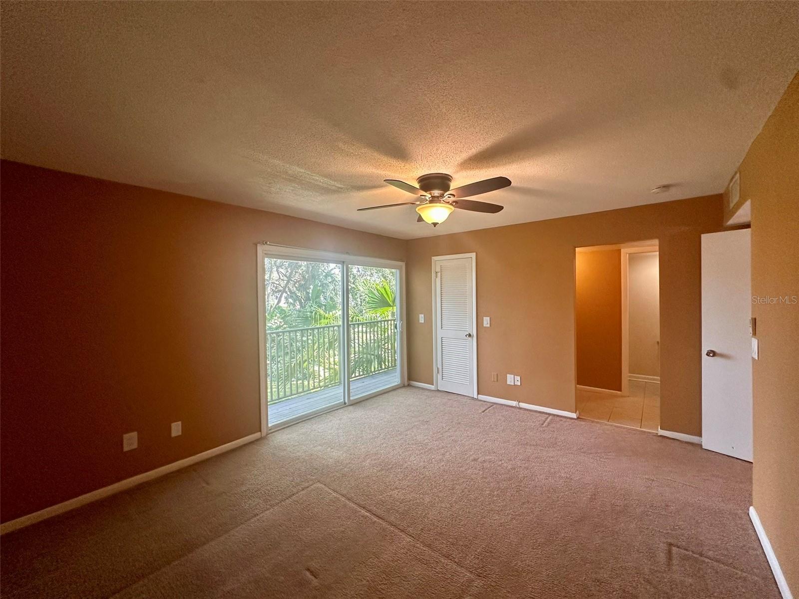 Image 24 of 47 For 10605 Carrollbrook Way