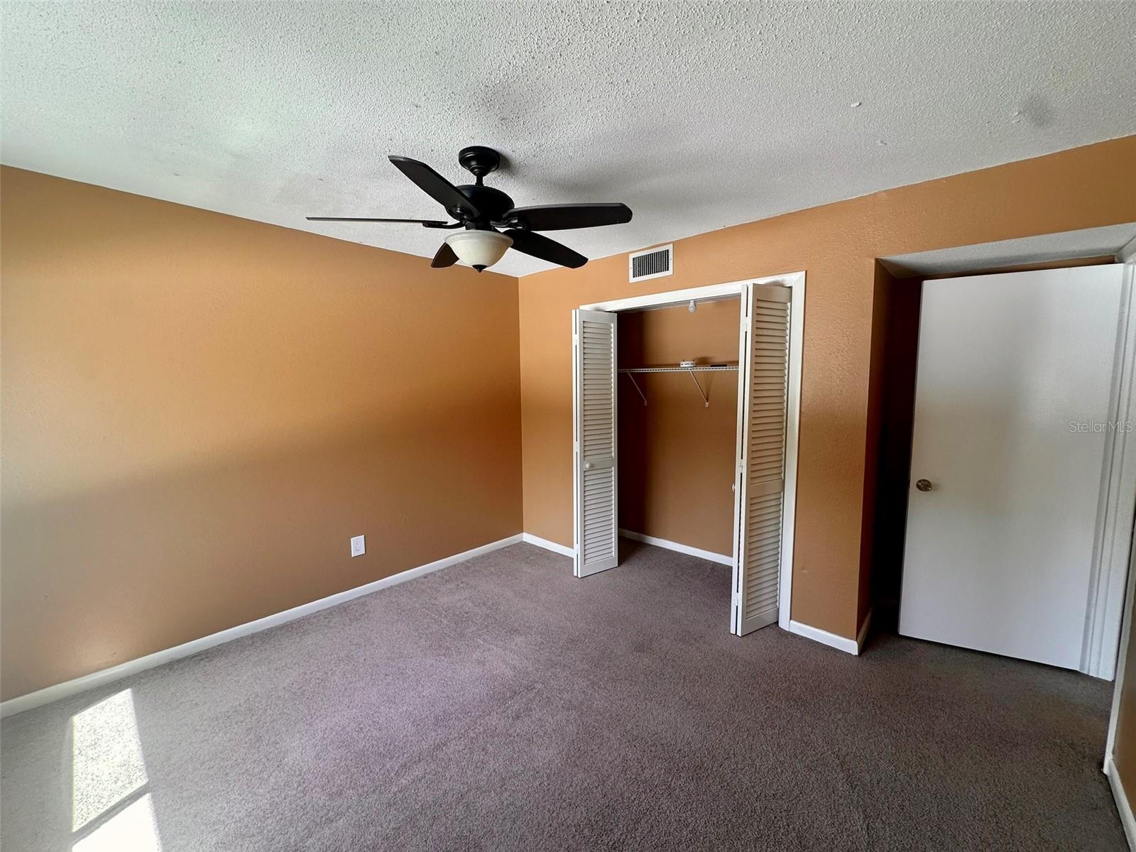 Image 32 of 47 For 10605 Carrollbrook Way