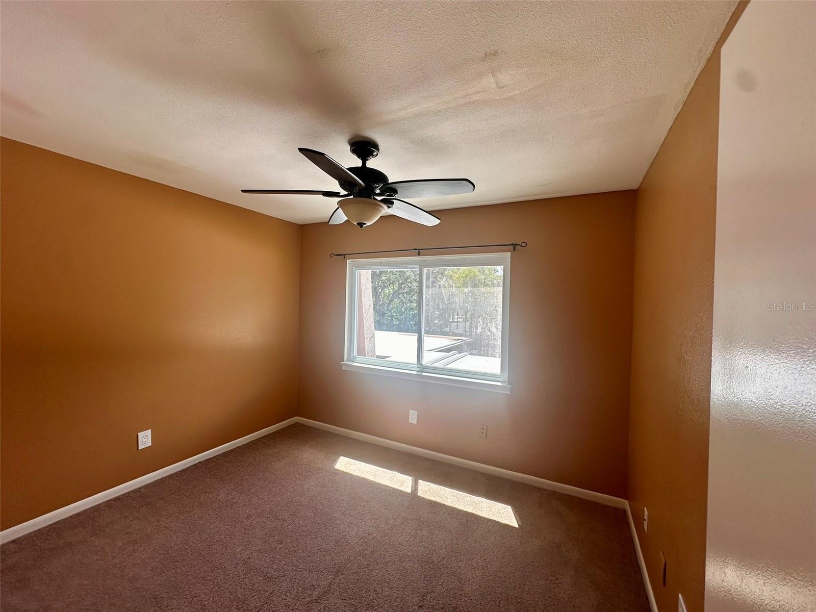 Image 33 of 47 For 10605 Carrollbrook Way