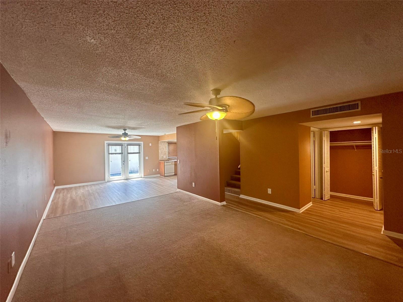 Image 9 of 47 For 10605 Carrollbrook Way