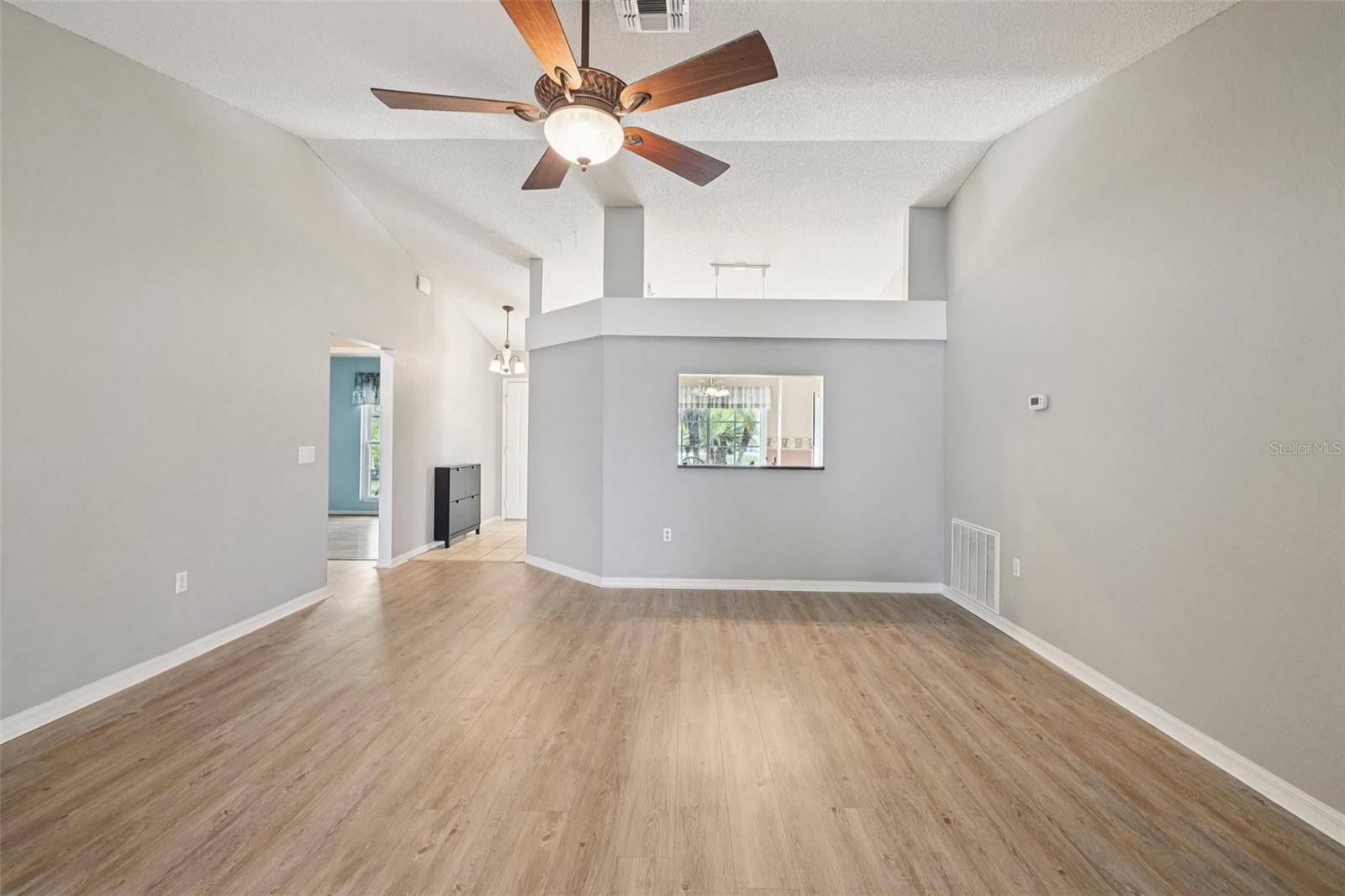 Image 10 of 70 For 2851 Timbercrest Place
