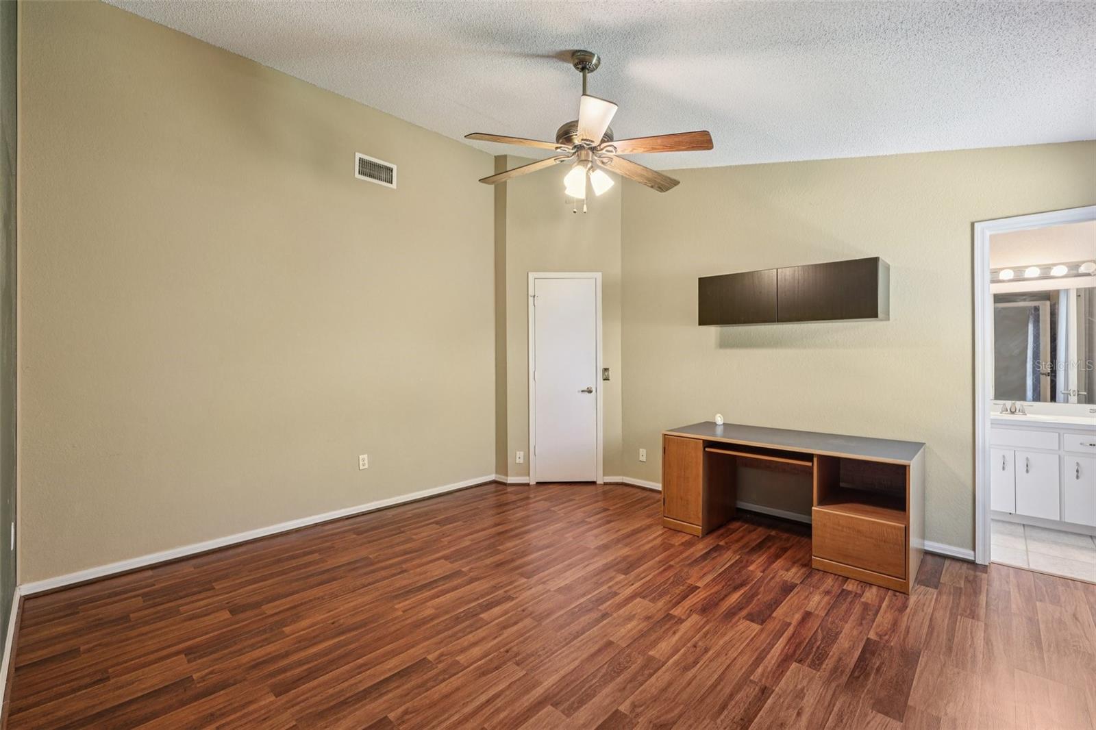 Image 29 of 70 For 2851 Timbercrest Place