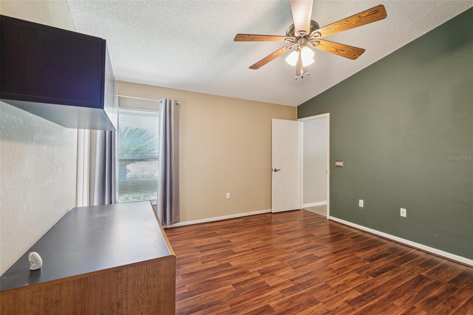 Image 33 of 70 For 2851 Timbercrest Place