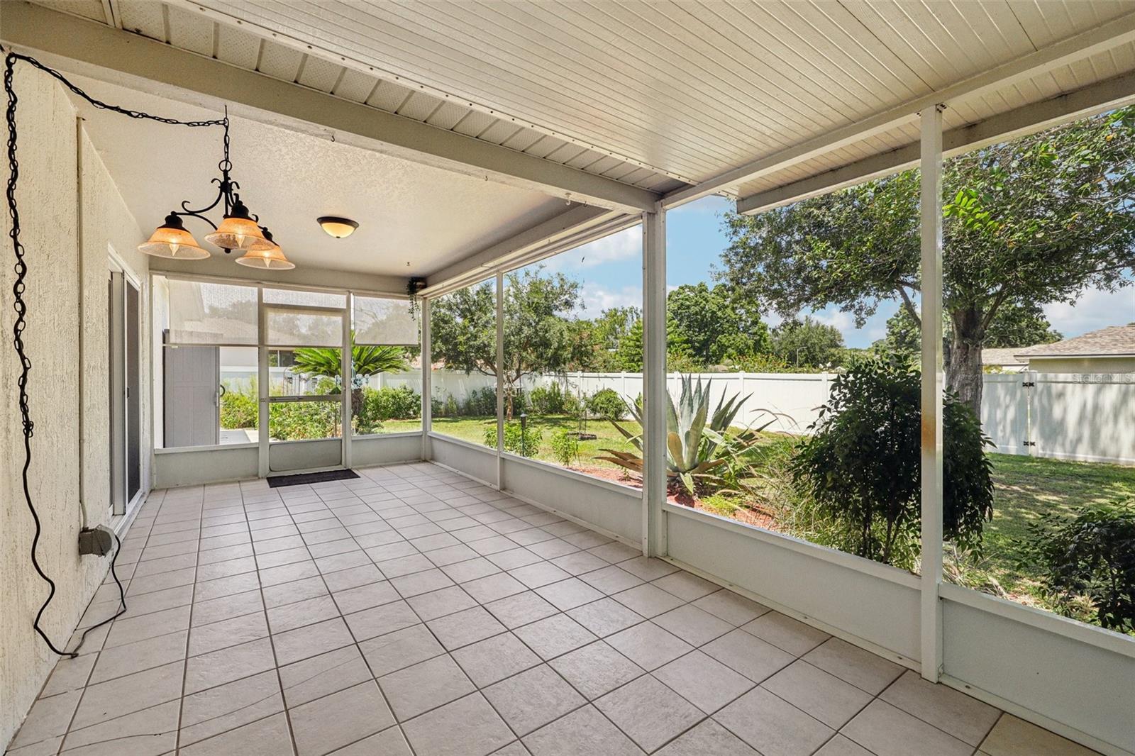 Image 38 of 70 For 2851 Timbercrest Place