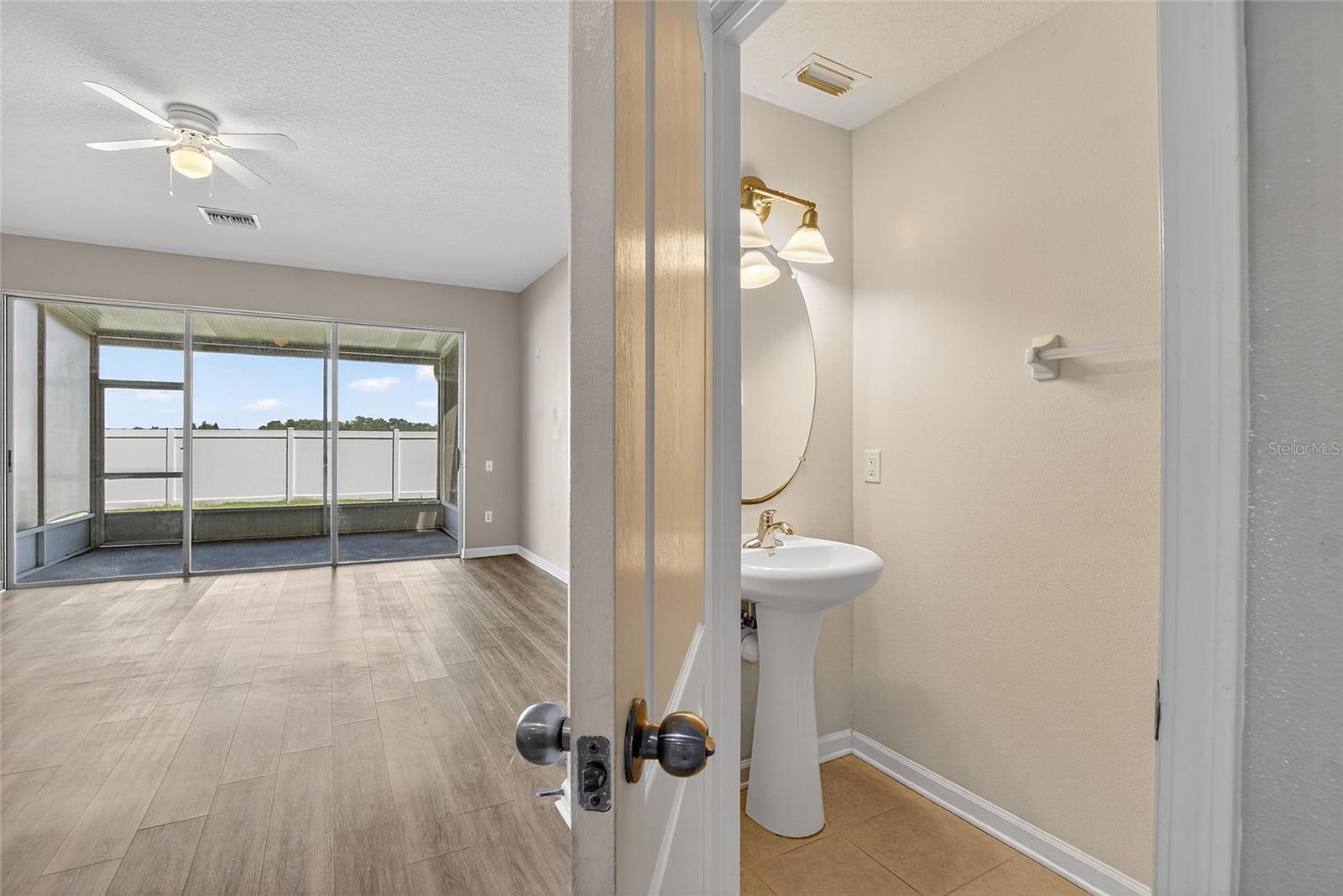 Image 12 of 30 For 4746 Pond Ridge Drive