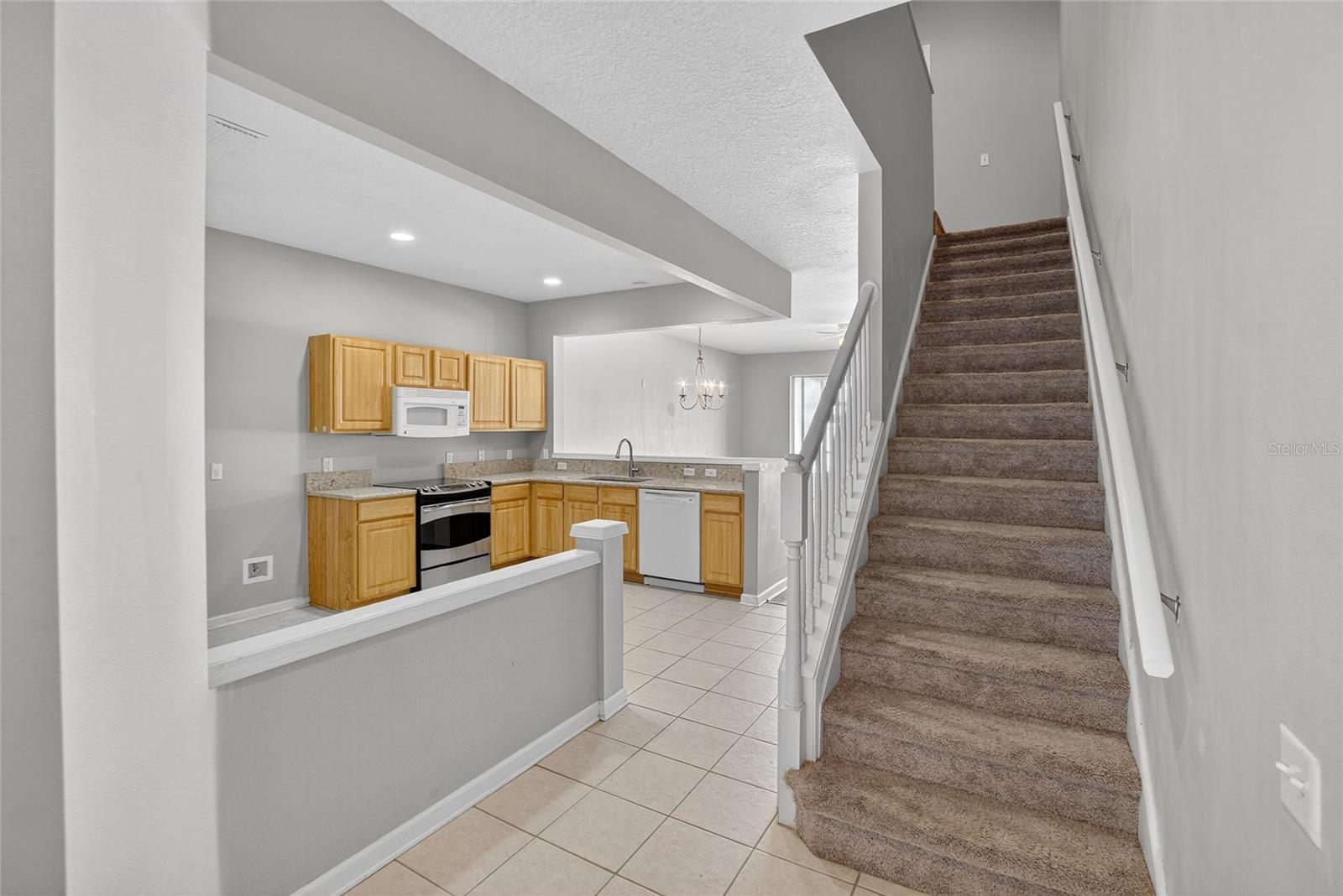 Image 13 of 30 For 4746 Pond Ridge Drive