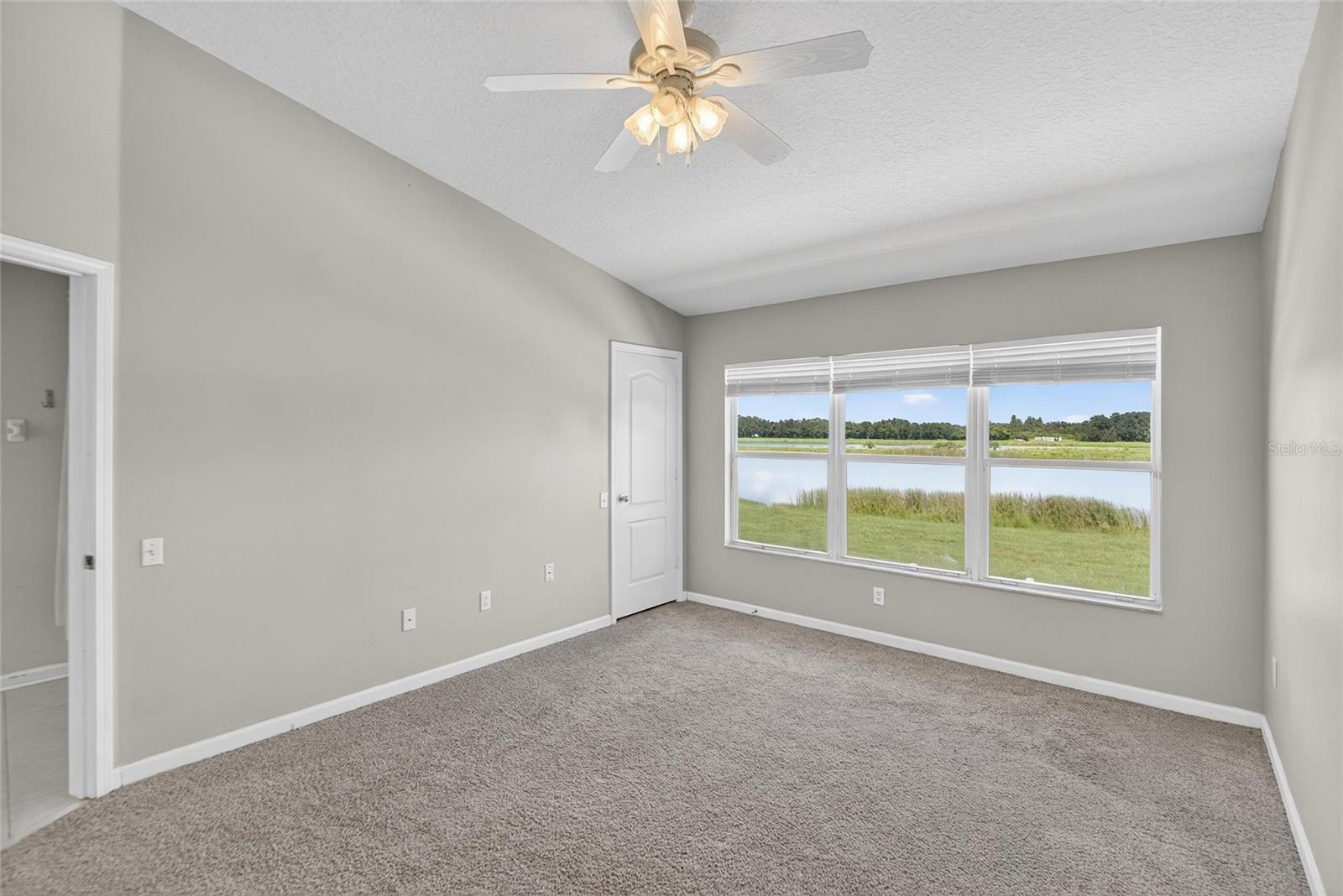 Image 18 of 30 For 4746 Pond Ridge Drive