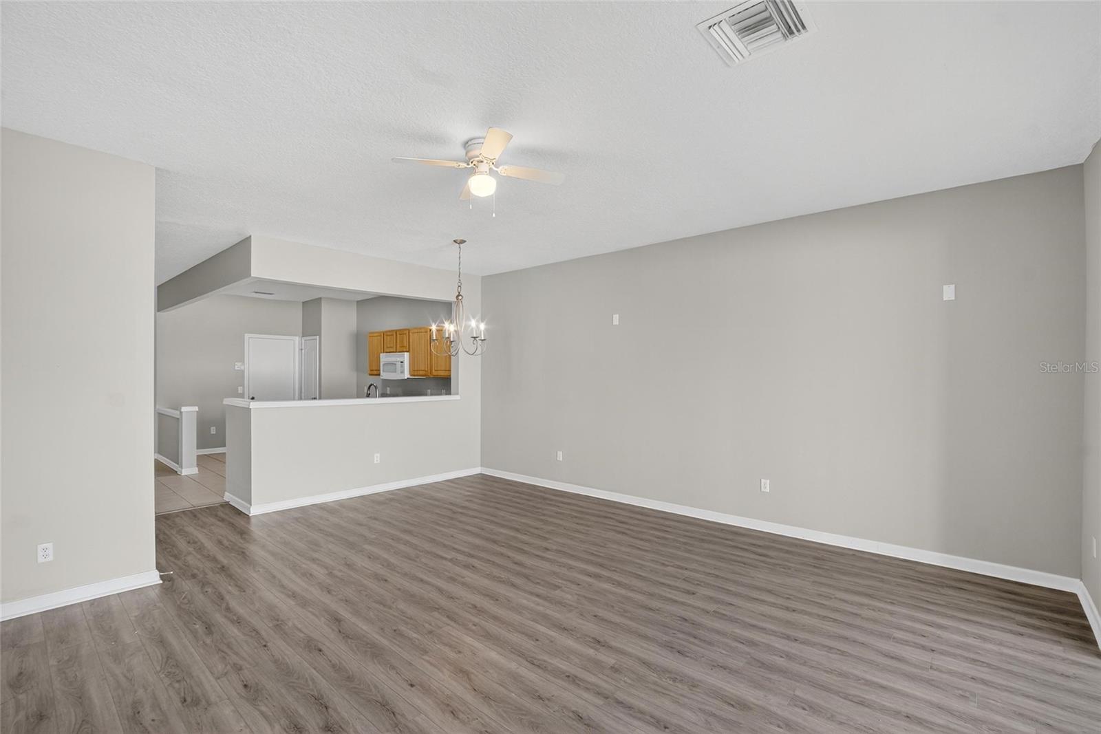 Image 7 of 30 For 4746 Pond Ridge Drive