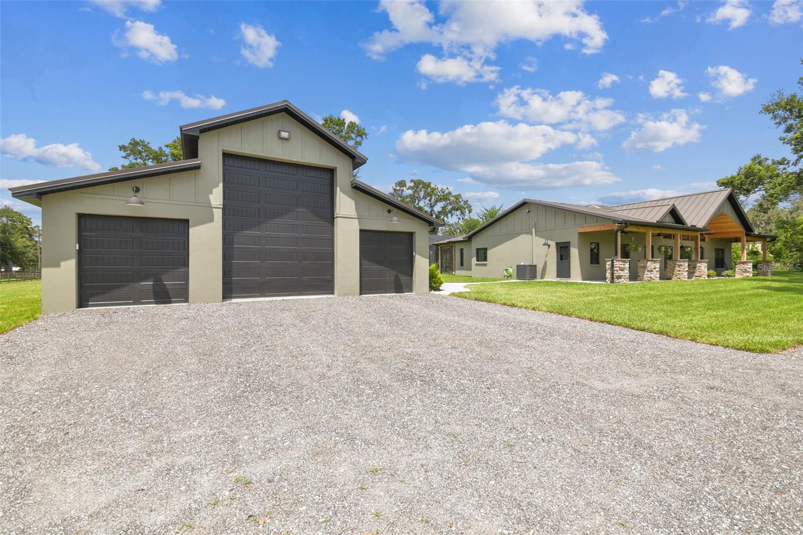 Listing photo id 29 for 1517 Uncle Buds Lane