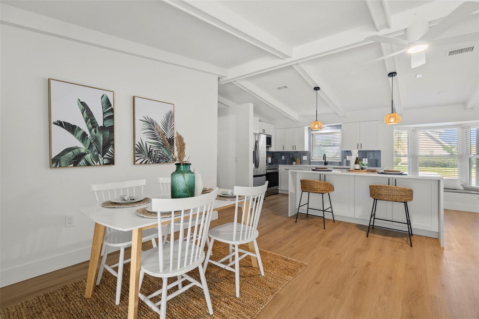 Listing photo id 8 for 2164 Cedar Drive