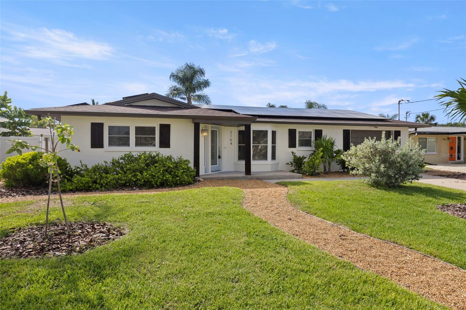 Listing photo id 1 for 2164 Cedar Drive