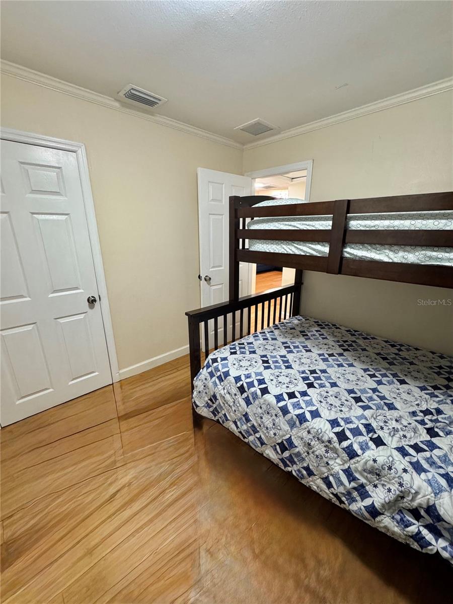 Image 21 of 29 For 7428 36th Avenue N