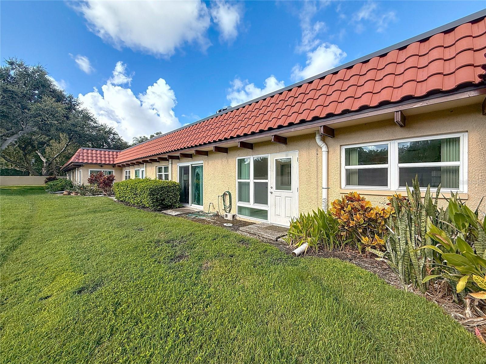 Image 27 of 34 For 1701 Pinehurst Road 19d