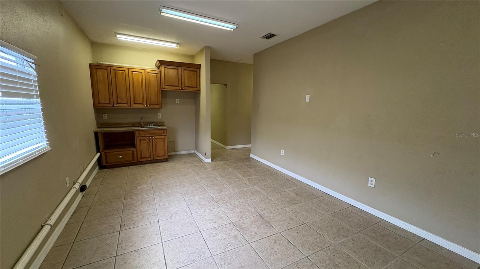 Image 15 of 27 For 7906 Leo Kidd Avenue