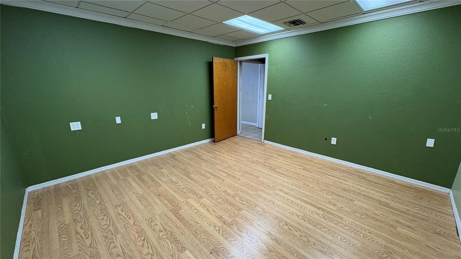 Image 8 of 27 For 7906 Leo Kidd Avenue