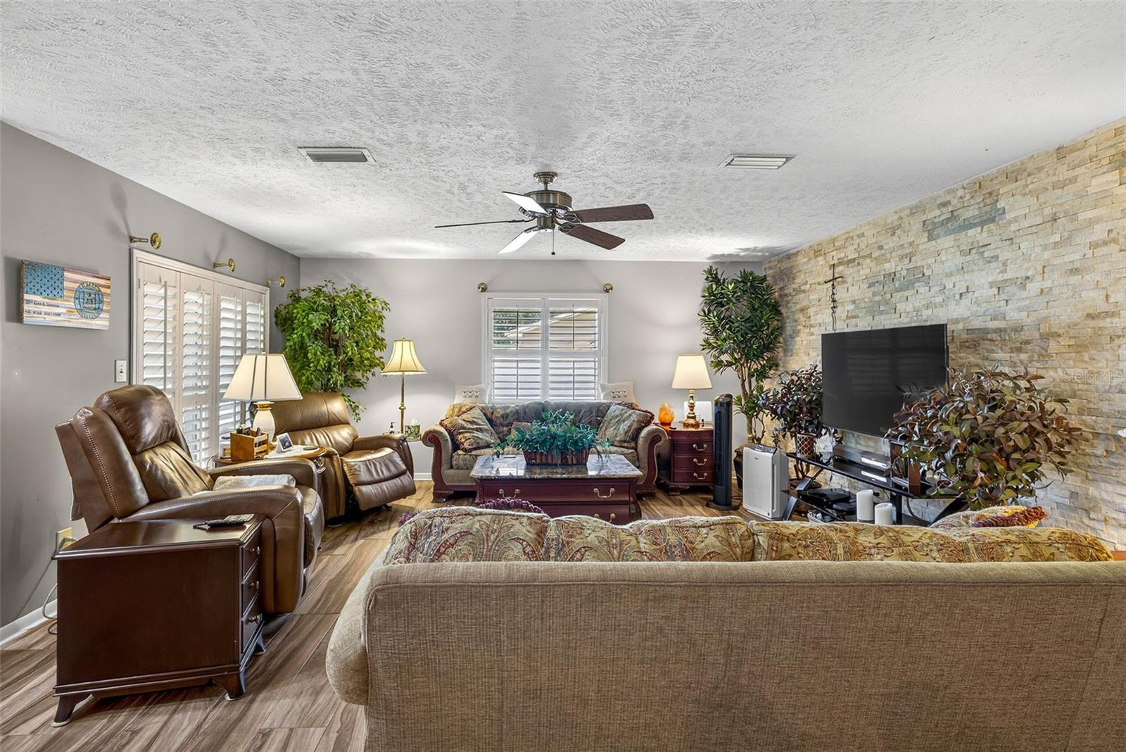 Image 16 of 38 For 4001 Highgate Drive