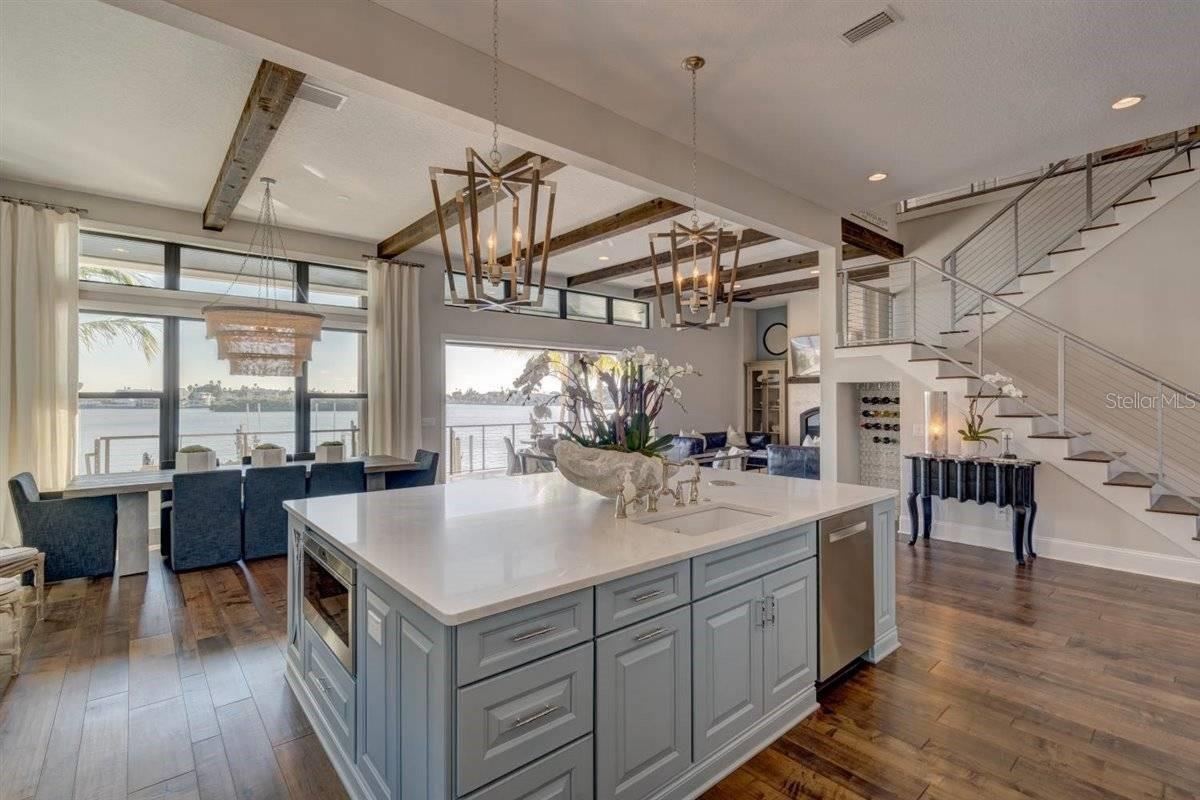 Listing photo id 8 for Address Not Provided