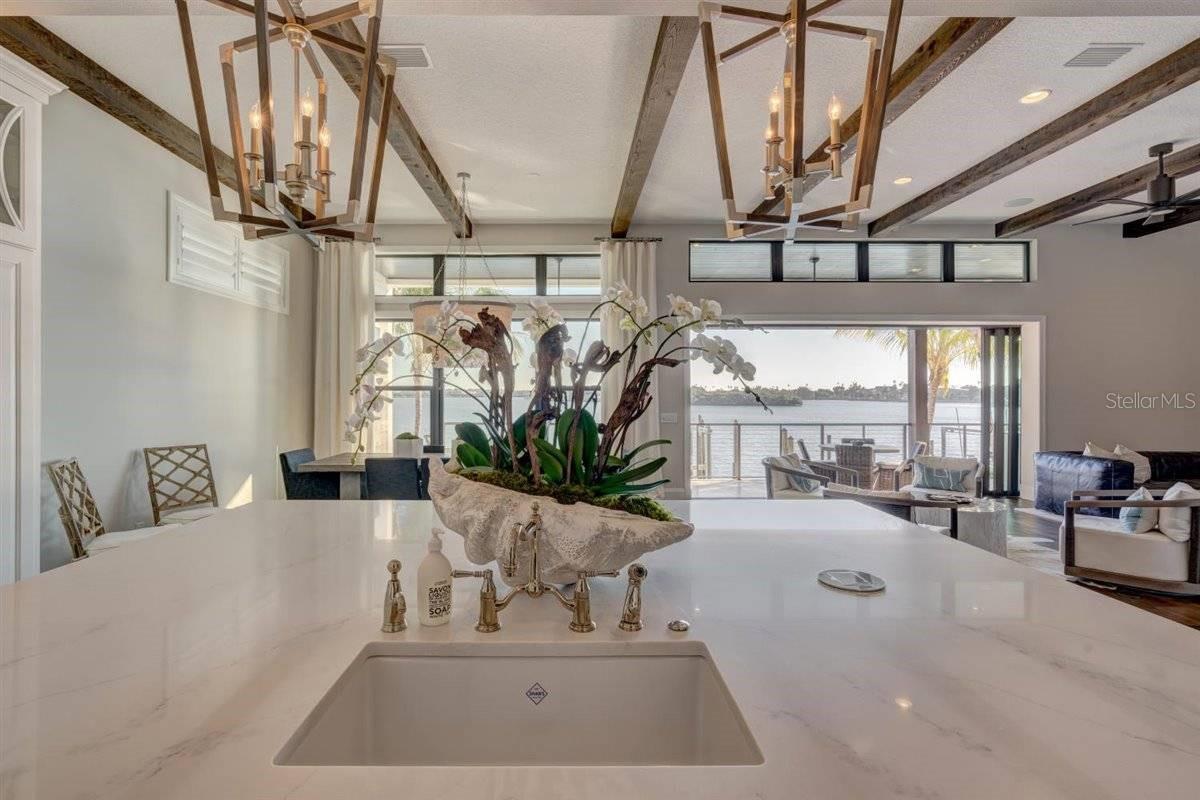 Listing photo id 17 for Address Not Provided