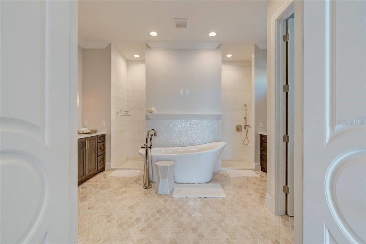 Listing photo id 31 for Address Not Provided