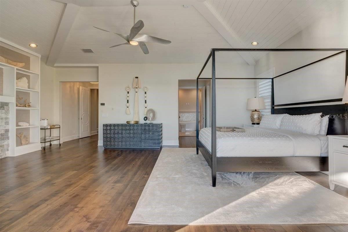 Listing photo id 34 for Address Not Provided