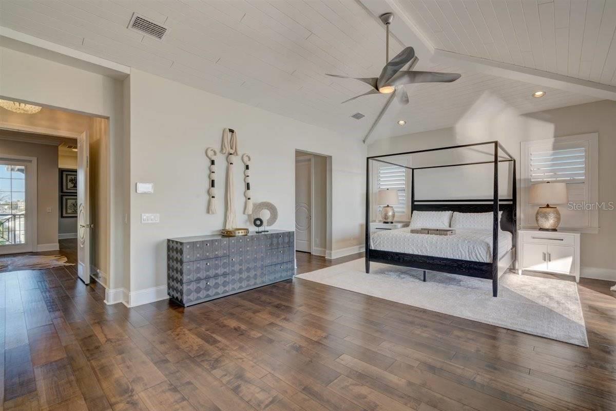 Listing photo id 36 for Address Not Provided