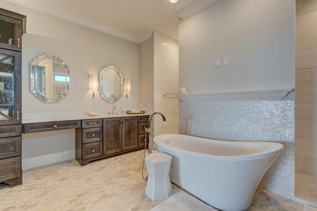 Listing photo id 41 for Address Not Provided