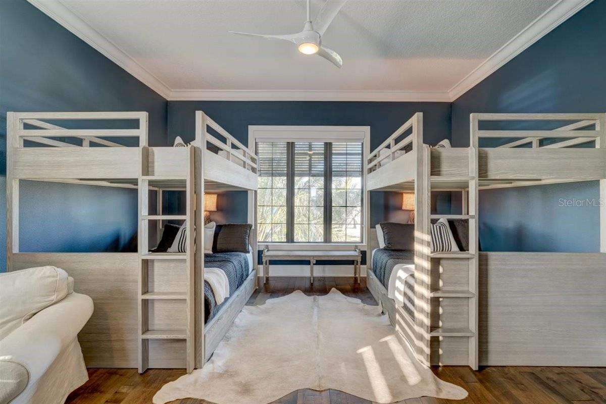 Listing photo id 45 for Address Not Provided