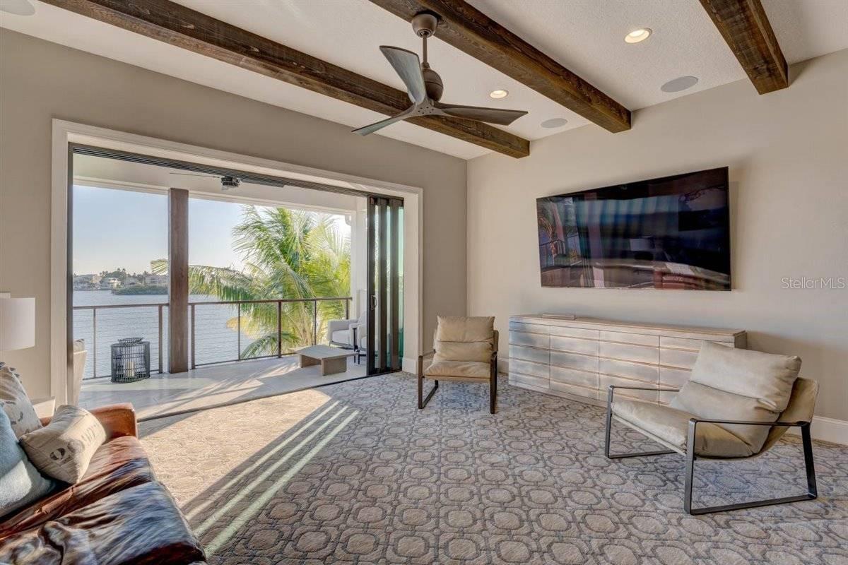 Listing photo id 55 for Address Not Provided