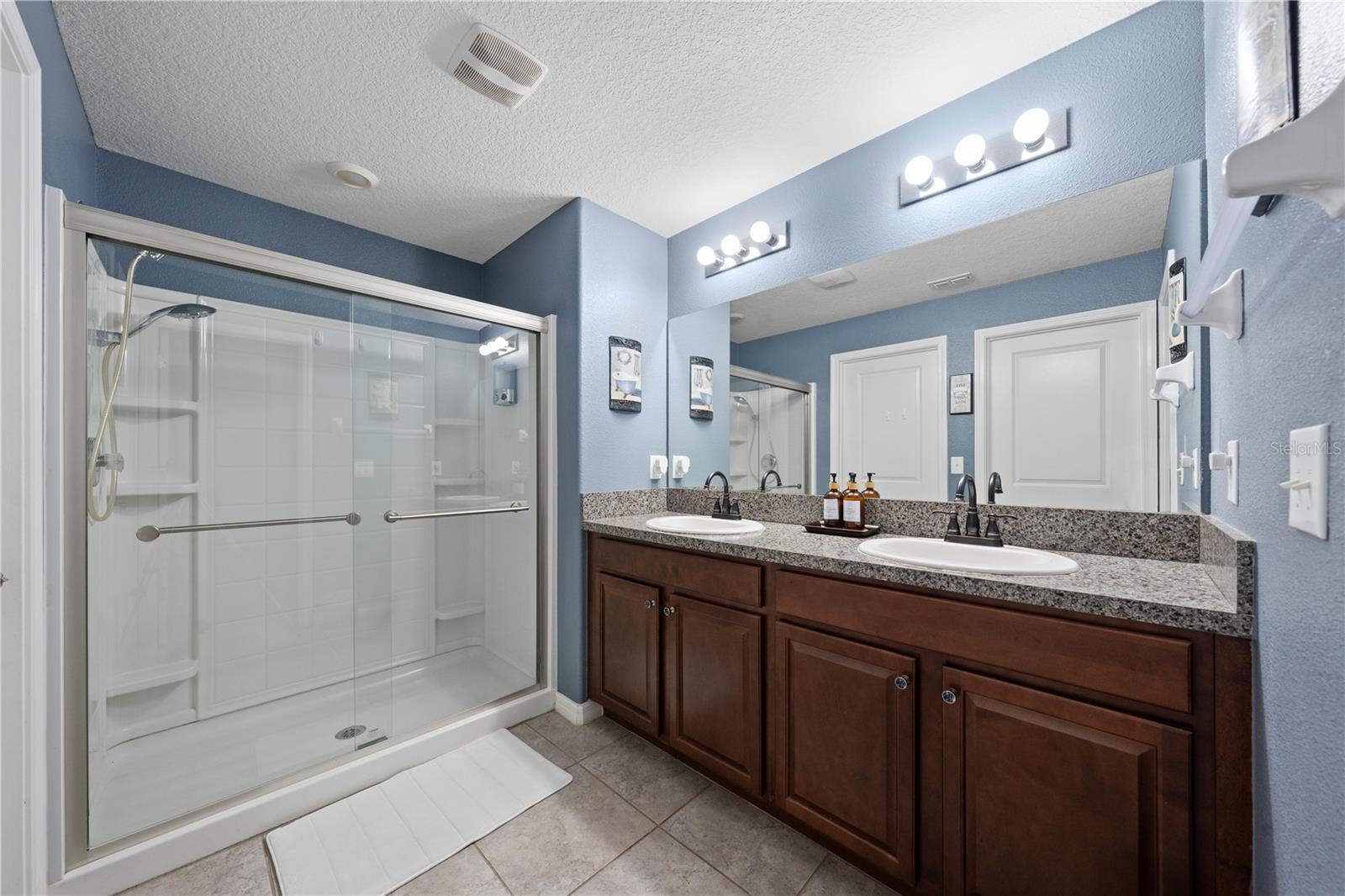 Image 14 of 26 For 16505 Myrtle Sand Drive