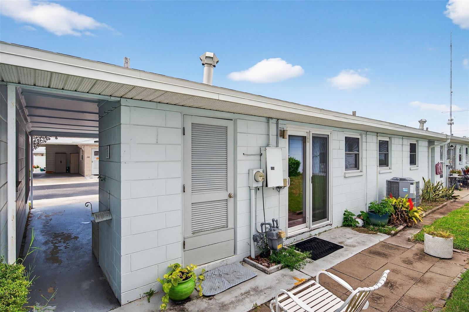 Image 8 of 44 For 12400 Park Boulevard 213