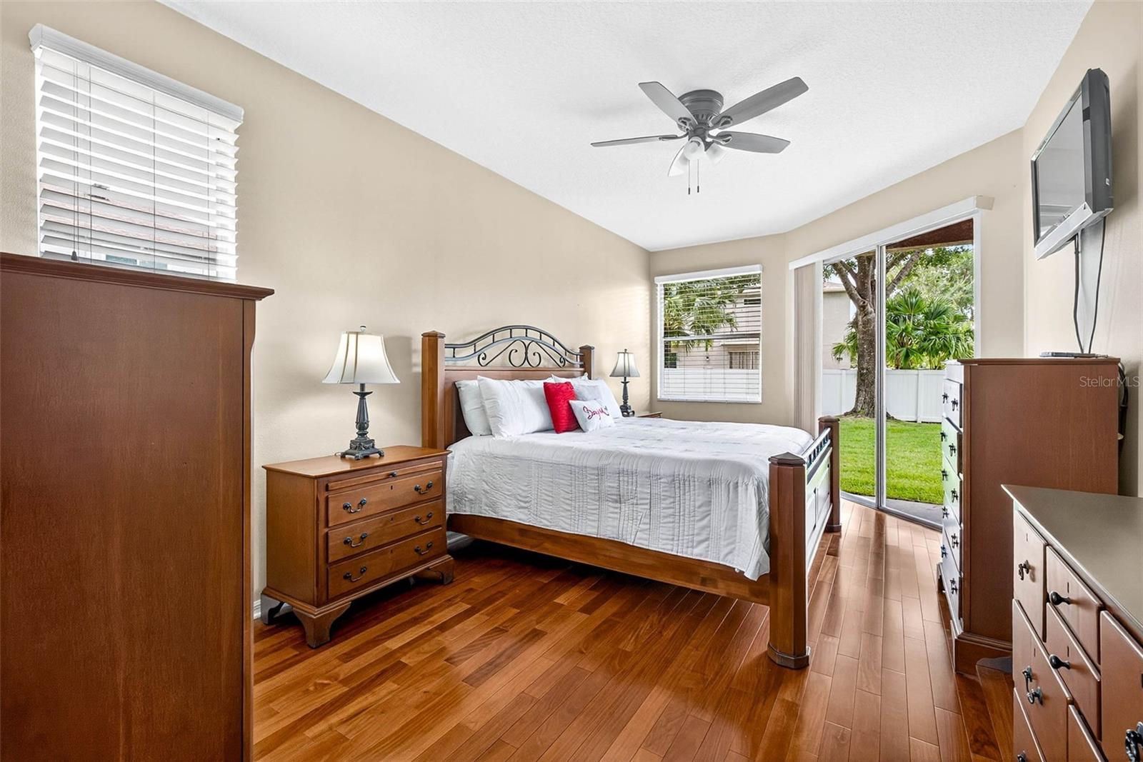 Listing photo id 29 for 16469 Turnbury Oak Drive