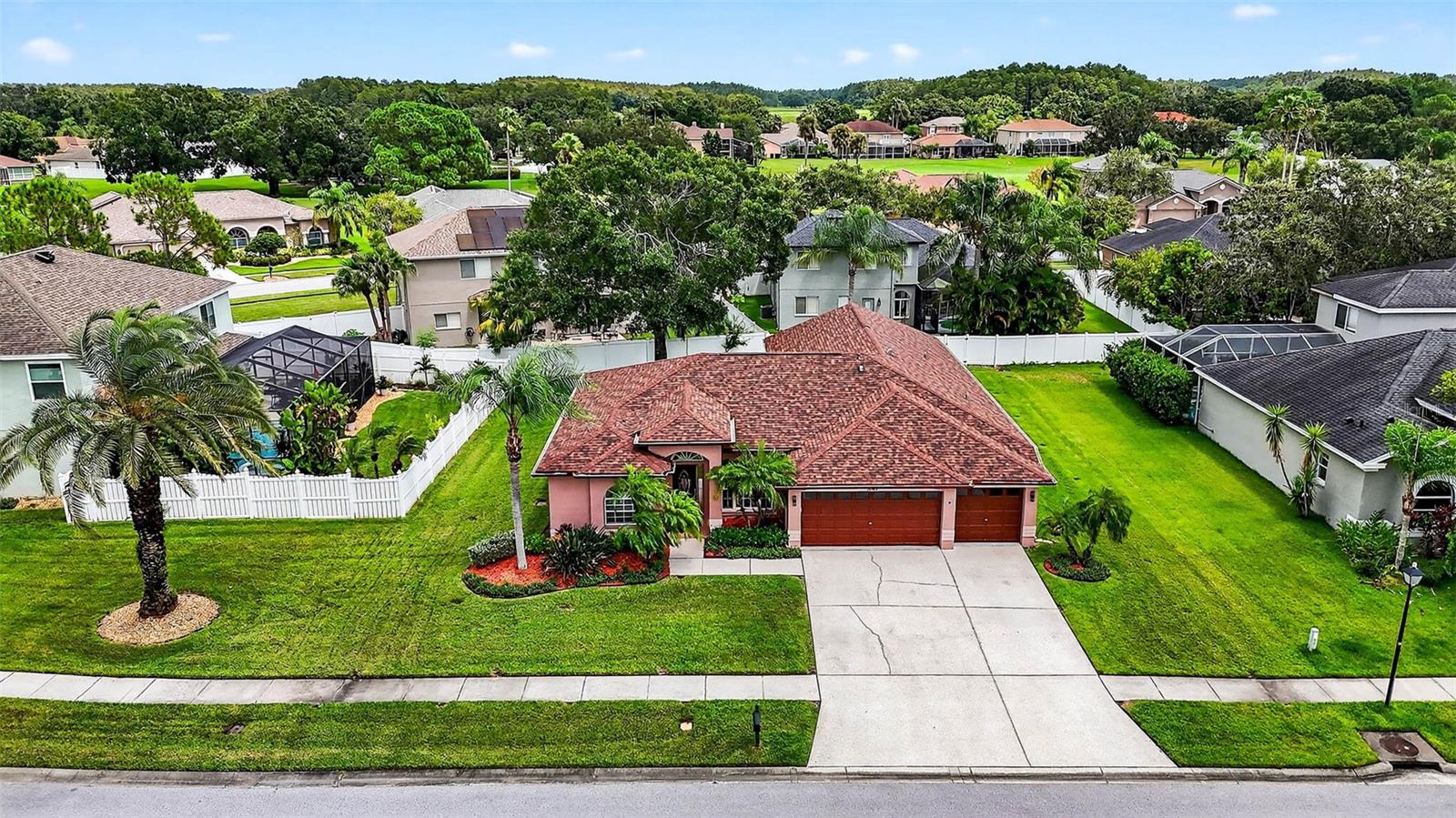 Listing photo id 43 for 16469 Turnbury Oak Drive